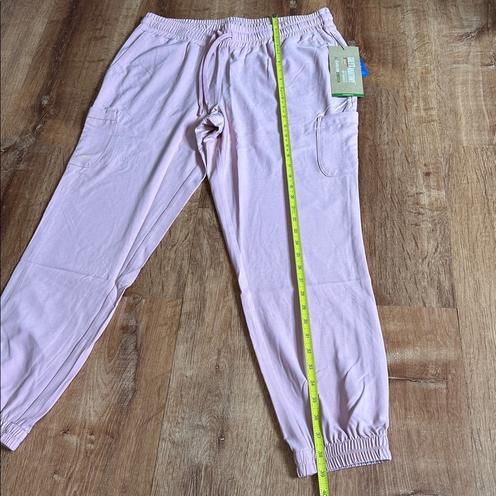 Grey's Anatomy by Barco Pants & Top Scrub Set - Picture 4 of 14
